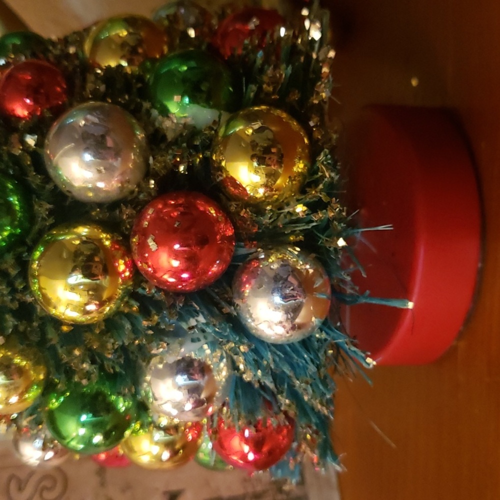 SOLD* Christopher Radko Shiny Brite Bottlebrush Christmas Tree - Picture 5 of 8